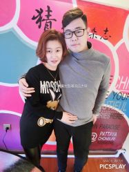 -猜发型定制沙龙