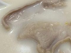 -尚尚仙·酸汤猪手·猪肚鸡火锅(华联万柳购物中心店)