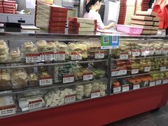 面包甜点陈列柜-义兰中糖饼店(大同路总店)