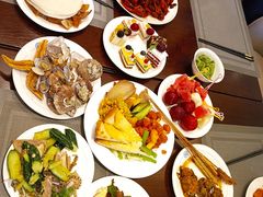 -南郊宾馆·风味自助餐厅·山东十六地市特色菜