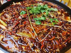 -鸿顺老铁锅美蛙鱼府(解放碑店)