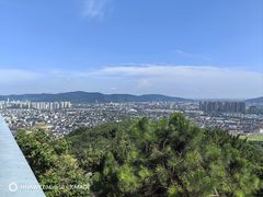 -灵岩山风景区