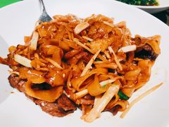 干炒牛河-汤城小厨•粤菜•靓汤(苏州街店)