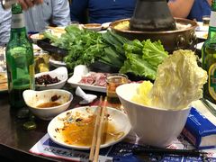 -楼外楼大刀肉传统火锅居(繁荣路店)