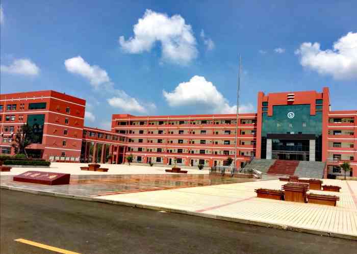 山东省高青一中-"别问行不行,也别问为什么,问了反正也是很.