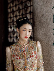 -莫小姐婚纱