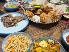 -明洞阿姨·韩式酱蟹烤肉·创意料理(三元桥店)