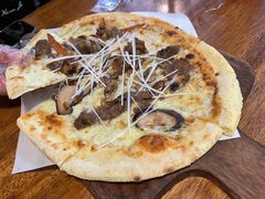 烤牛肉披萨-I HOLIC艾豪丽披萨(KKone店)