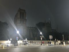 -巴黎圣母院