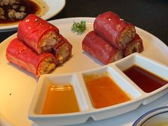 -蝴蝶里·粤菜·点心(滨江龙湖店)