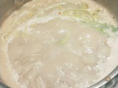 -红鼎豆捞·非遗鲍皇汤火锅(宝丰路店)