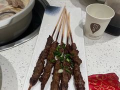 -三人行骨头王火锅(长寿店)