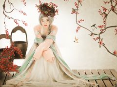 -九月鹰飞汉服摄影工作室