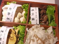 -椰子湾·海南火锅·糟粕醋·椰子鸡(正大广场店)