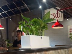 -叶派龙虾•招牌香辣蟹·海鲜(中海国际店)