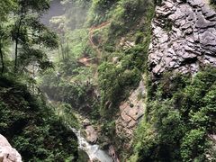 -龙水峡地缝景区