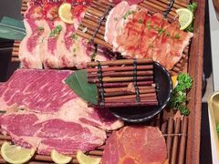 -轻烧烤肉(光谷步行街店)