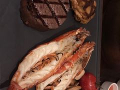 -恰餐厅及酒吧 CHAR Bar & Grill (北京丽都皇冠假日店)