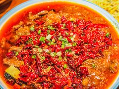 水煮牛肉-先启半步颠·川菜小炒