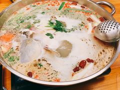 鱼火锅（高汤锅）-大理老字号·舟渔的鱼野生菌海景餐厅(双廊店)