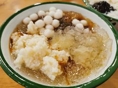 乐山三鲜冰粉-甜心闲生传统手工冰粉(人民广场店)