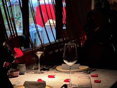 -弦月窗LUNETTE BY AMANDA(复兴路店)