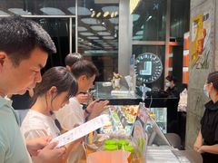 -罗森尼娜(德思勤店)