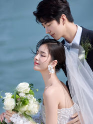 -蒙娜丽莎婚纱摄影(爱城总店)