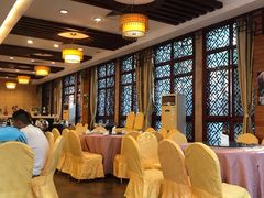 -假日花园主题餐厅