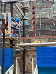 -PIPIKINGDOM皮皮王国欢乐号(欢乐海岸购物中心店)