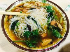 -泰龙城小吃街