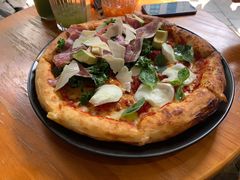 牛油果帕尔马生火腿披萨-O'mills Sourdough Bakery&Bistro(永嘉路店)