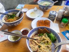 -沪西老弄堂面馆(定西路店)
