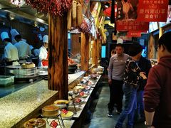 自助取餐区-野山舂·贵州现舂酸汤火锅(鸿通城店)