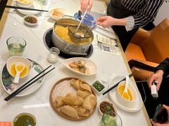 -樾餐厅泰式海鲜火锅(民歌湖店)