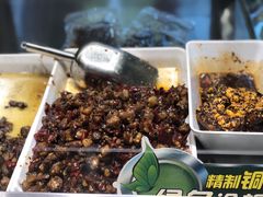 -鑫记婆婆兔·成都特产·兔头手撕兔(太古里店)