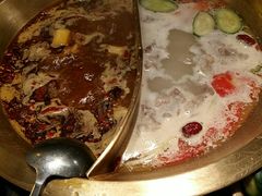 -小龙坎火锅(湖滨银泰in77店)