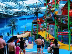 -青岛东方影都融创水世界