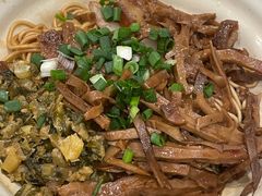 -佬钱湾仔(衣裳街店)