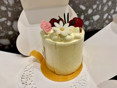 -花花卷卷·鲜食蛋糕(静安久光百货店)