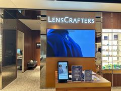 -LensCrafters亮视点·OAKLEY精选(静安嘉里中心店)