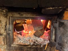 -鱼窝棚柴火铁锅炖(富山屯店)