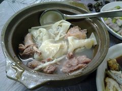馄饨老鸭煲-老品芳