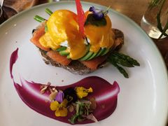 牛油果班尼蛋-304/BRUNCHRESTAURANT