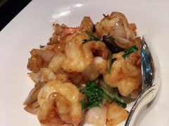 黑蒜大千爆虾球-北京四季酒店·采逸轩