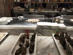 -雍和会海鲜姿造自助(湖东路店)