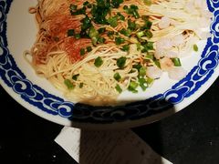 葱油三虾拌面-老头儿油爆虾·知味杭州(爱琴海购物中心)
