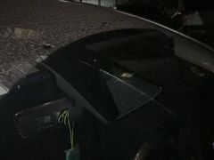 -鲨鱼皮汽车凹陷玻璃修复(静安店)