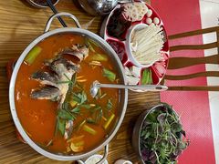 -苗家恒灵酸汤鱼-跳水牛肉连锁店(凯里总店)