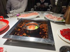 -二荆条·蜀鲜汇城市森林火锅